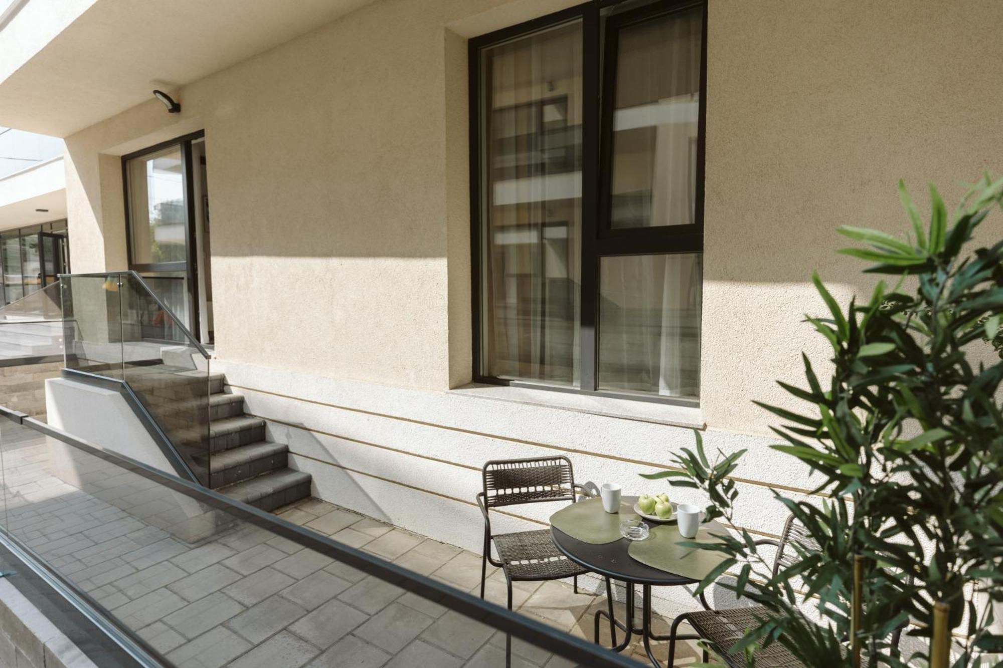 Parliament City Studios Bukarest Exterior foto